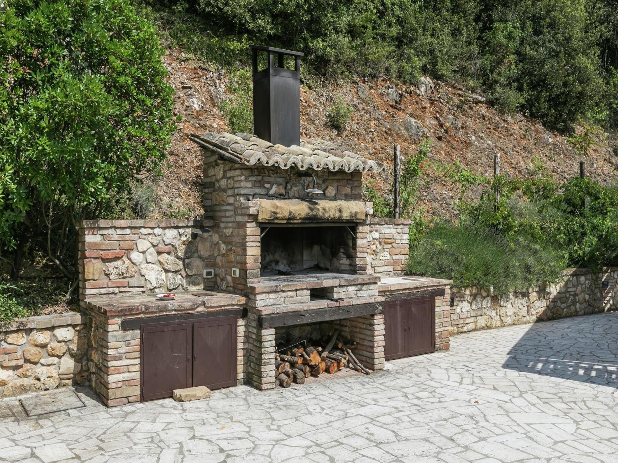 Elegant Apartment Only 1 Hour From Rome Narni Exterior foto